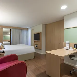 4* Отель Mercure Nacoes Unidas